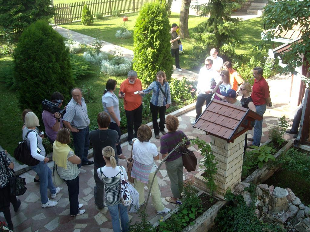 Seoski Turizam Melovic Rozanstvo Екстер'єр фото